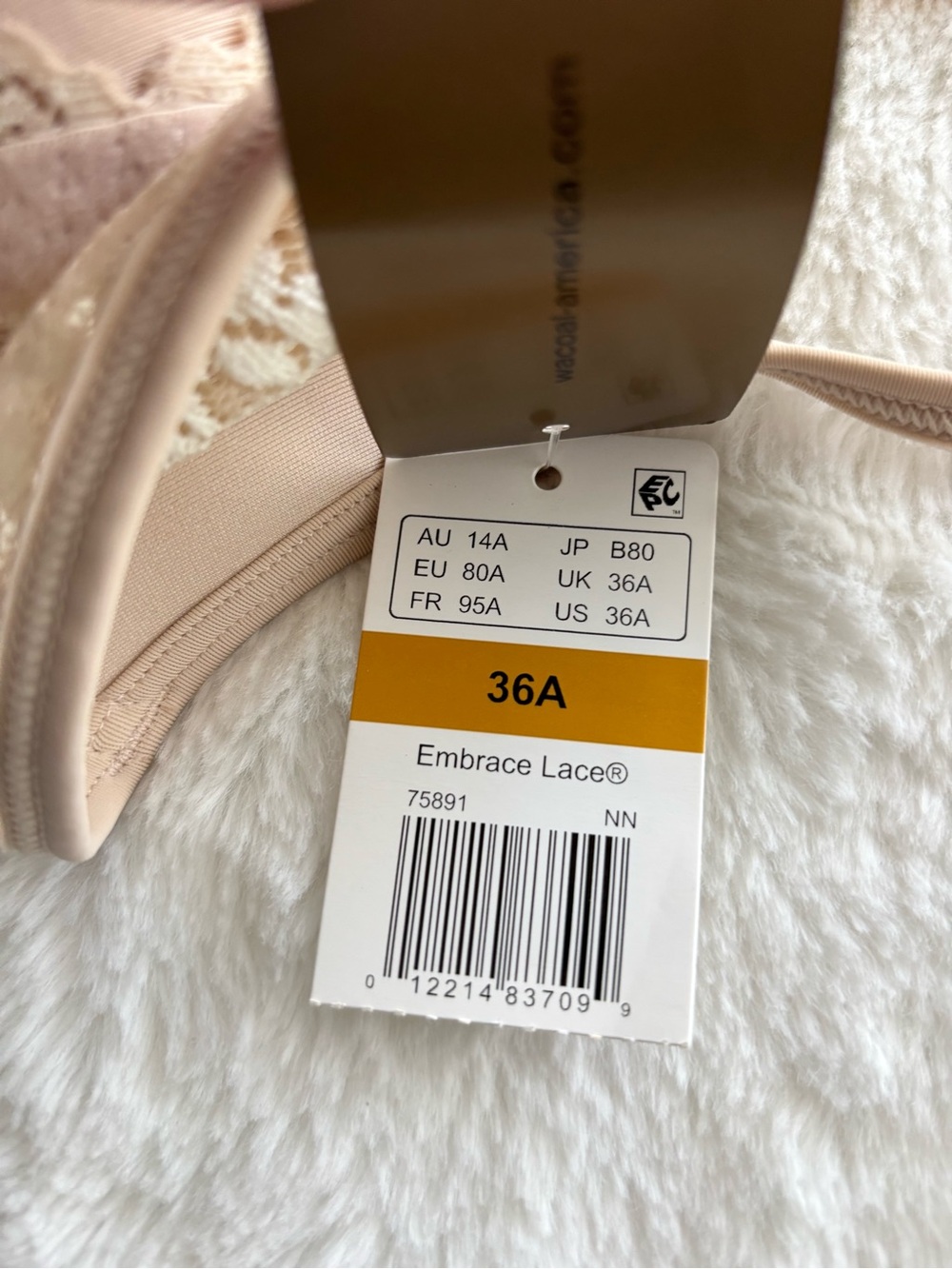Wacoal Embrace Lace Petite Push Up Underwire Bra in Sand Size 36A NEW Padded - Picture 12 of 14